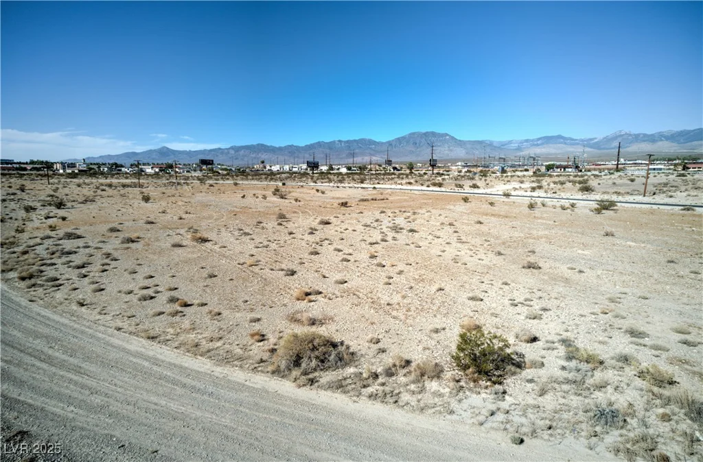 2140 Jumping Fox, Pahrump, NV 89048