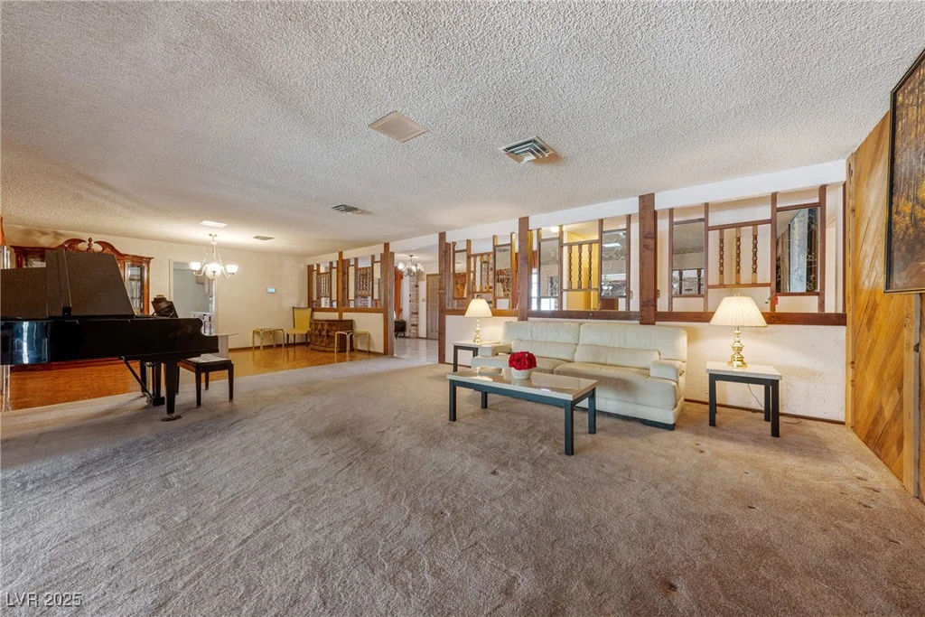 6865 Coley, Las Vegas, NV 89146