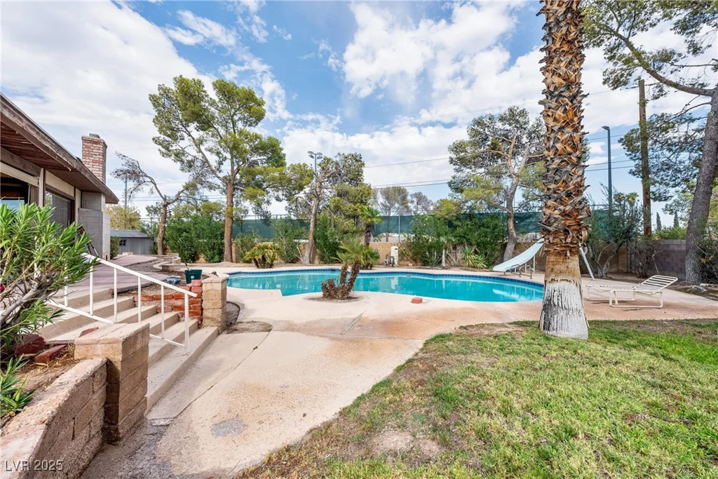 6865 Coley, Las Vegas, NV 89146