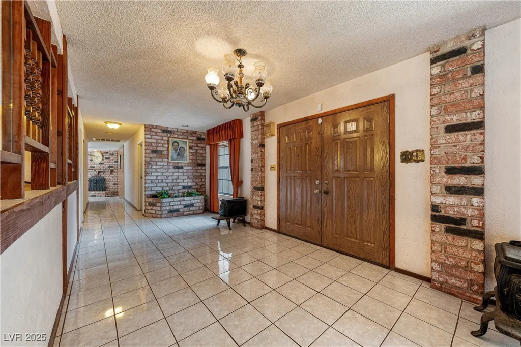 6865 Coley, Las Vegas, NV 89146