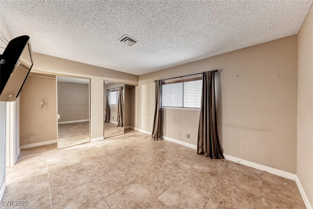 2408 La Estrella, Henderson, NV 89014