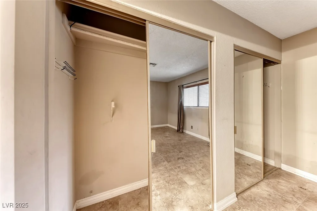 2408 La Estrella, Henderson, NV 89014