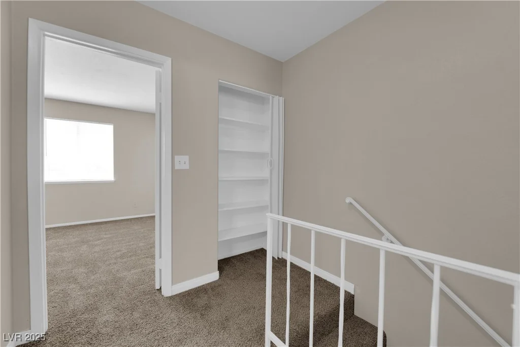 6299 Washington, Las Vegas, NV 89107