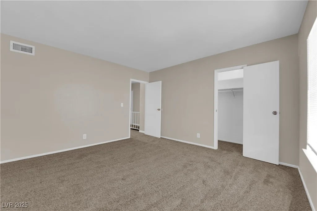 6299 Washington, Las Vegas, NV 89107