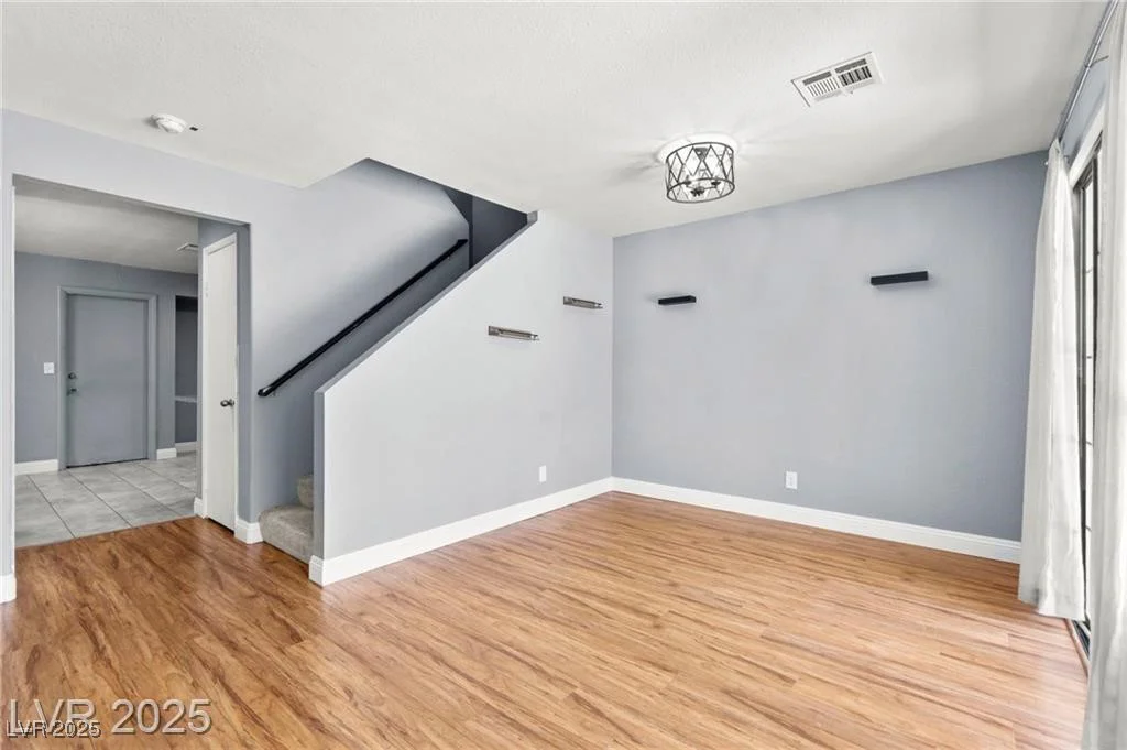 2062 Club Crest, Henderson, NV 89014