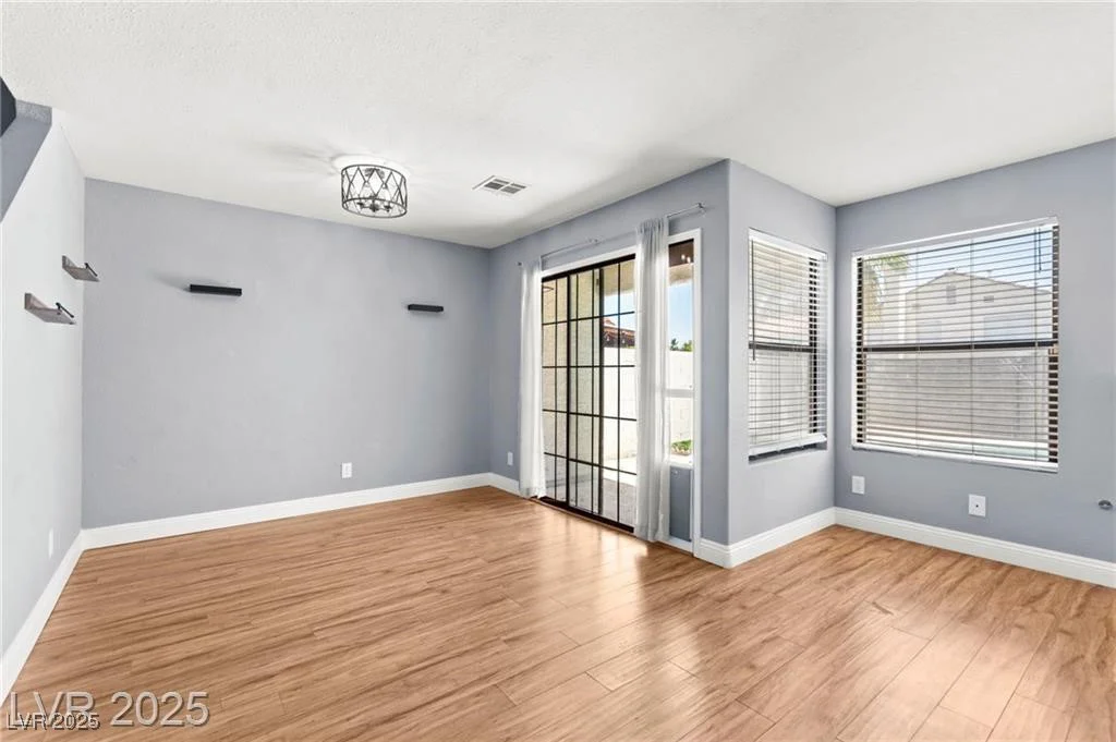 2062 Club Crest, Henderson, NV 89014