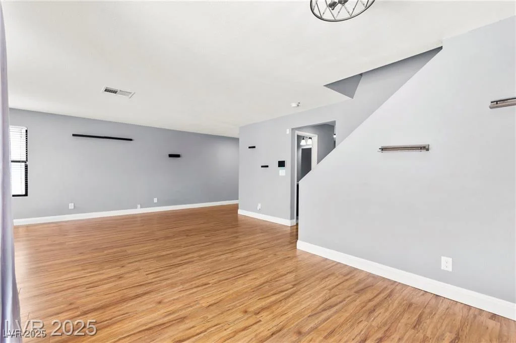 2062 Club Crest, Henderson, NV 89014