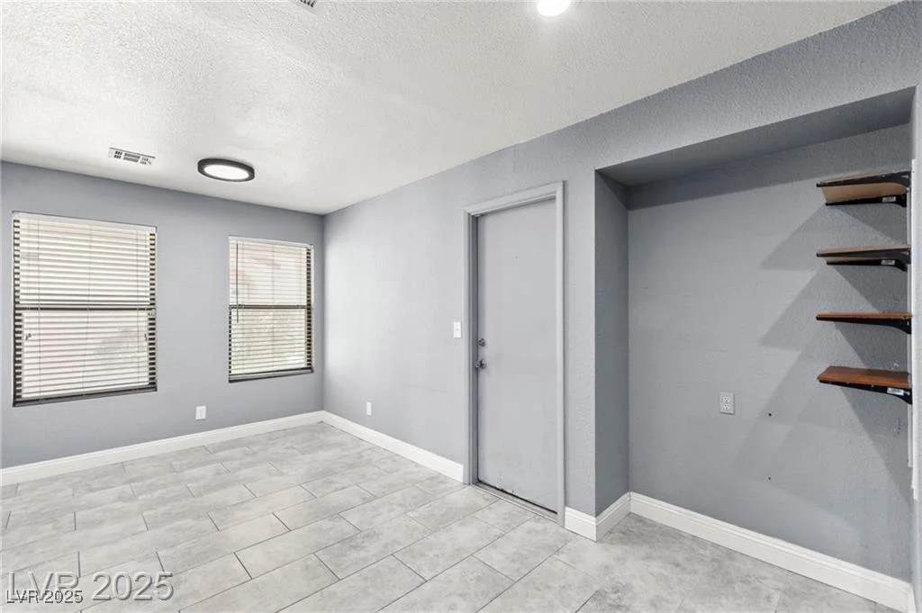2062 Club Crest, Henderson, NV 89014