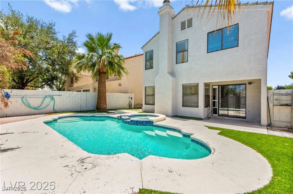 2062 Club Crest, Henderson, NV 89014