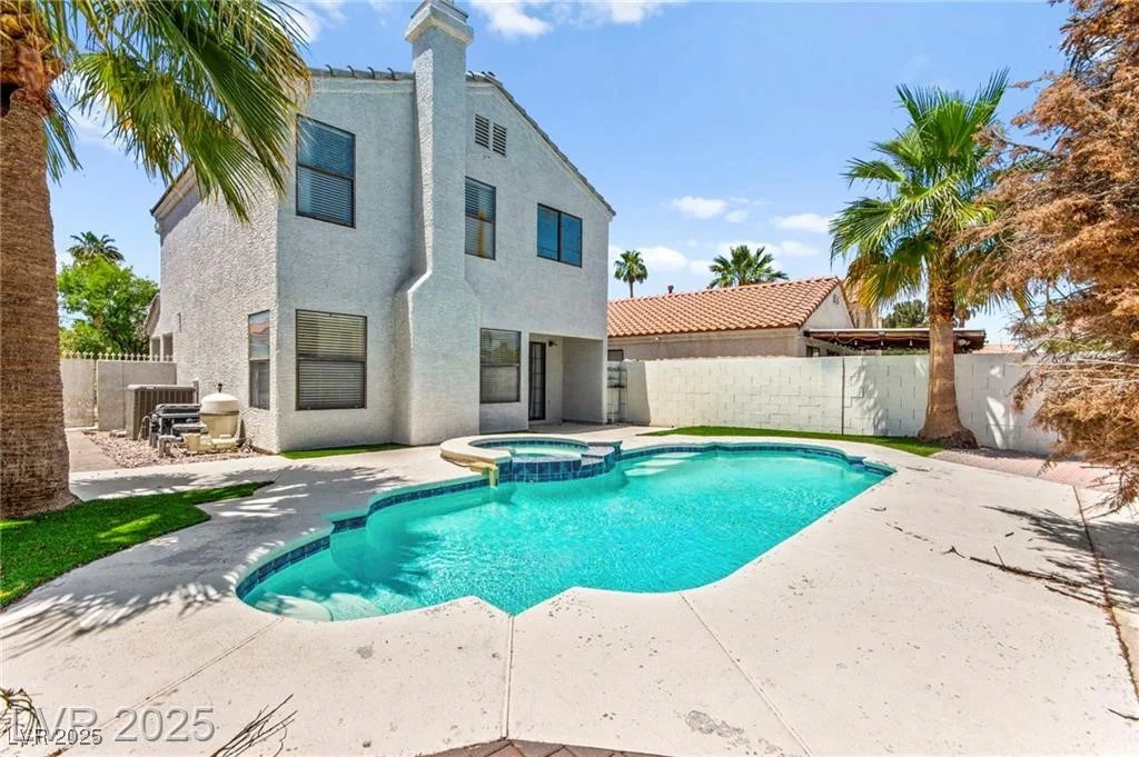 2062 Club Crest, Henderson, NV 89014