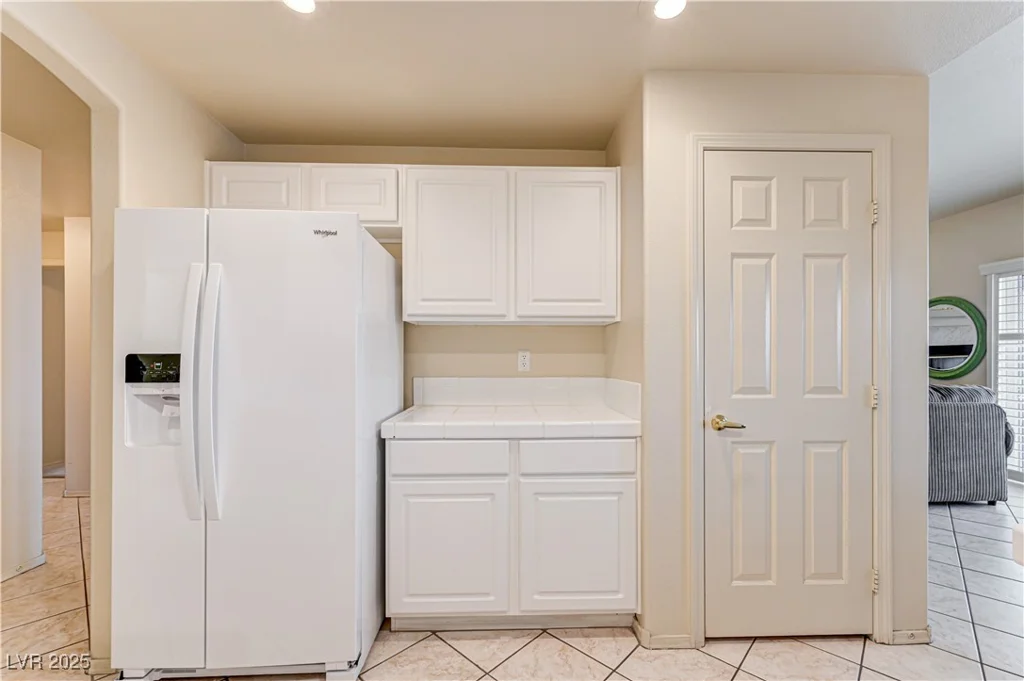 830 Picotte, Las Vegas, NV 89144
