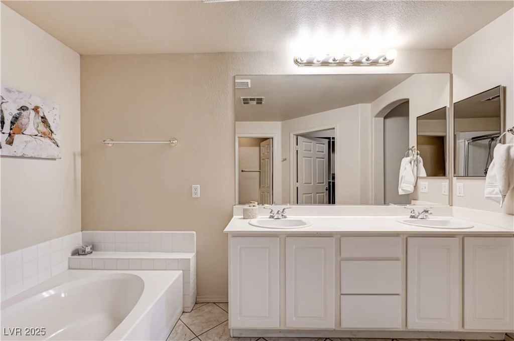 830 Picotte, Las Vegas, NV 89144