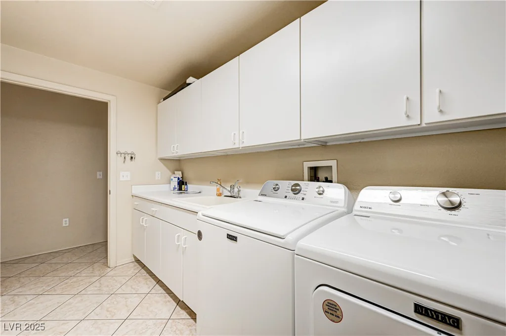 830 Picotte, Las Vegas, NV 89144