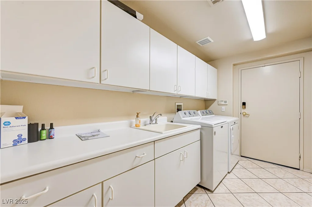 830 Picotte, Las Vegas, NV 89144