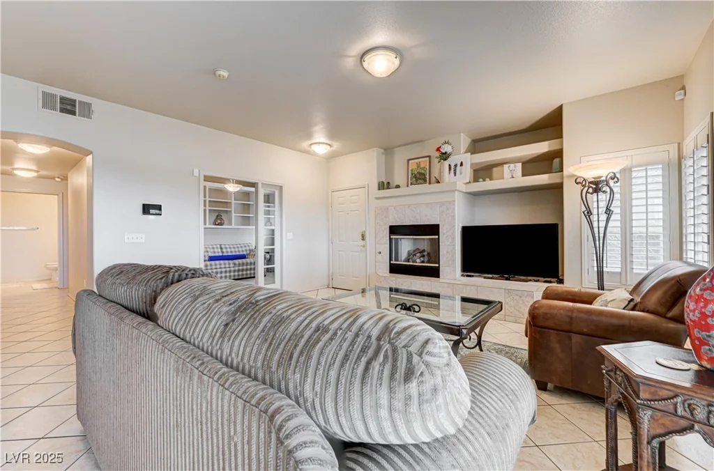 830 Picotte, Las Vegas, NV 89144