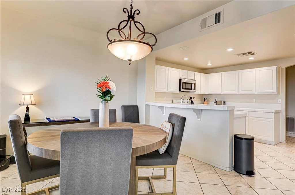 830 Picotte, Las Vegas, NV 89144