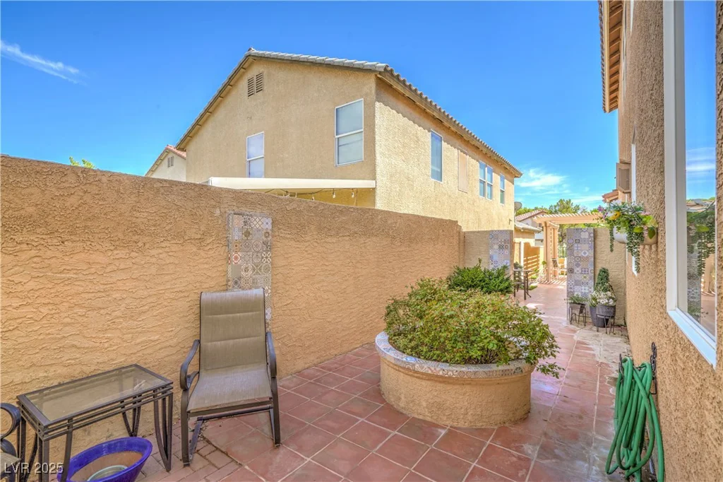 9520 Walking Spirit, Las Vegas, NV 89129