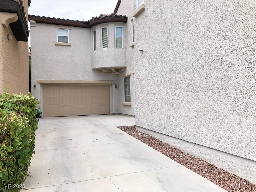 1885 Cape Cod Landing, Las Vegas, NV 89135