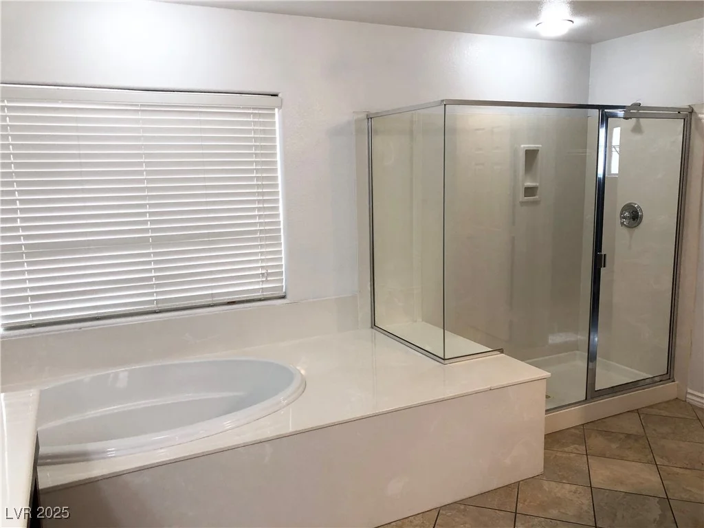 1885 Cape Cod Landing, Las Vegas, NV 89135