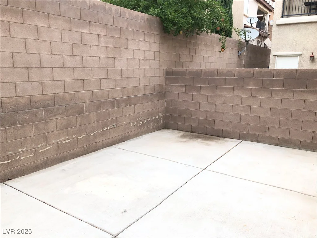 1885 Cape Cod Landing, Las Vegas, NV 89135