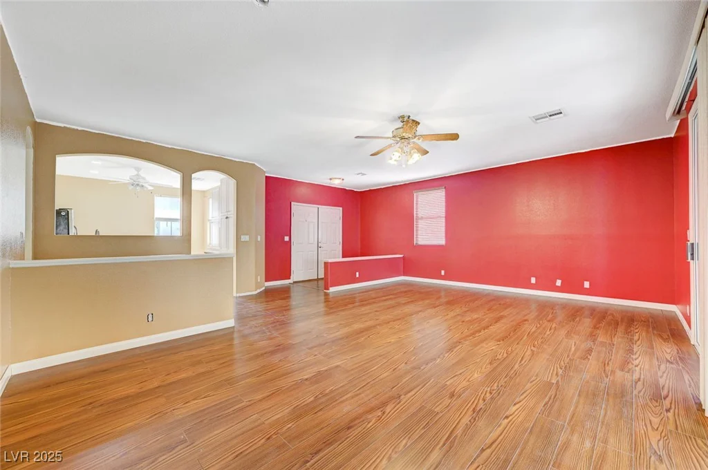 6325 Giant Oak, North Las Vegas, NV 89084