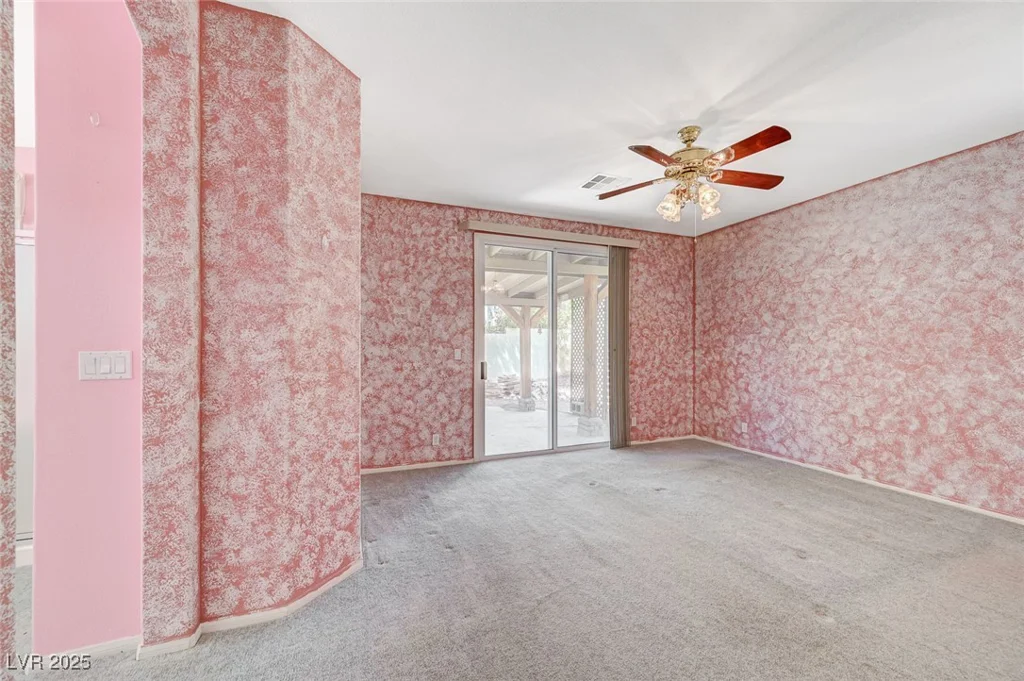 6325 Giant Oak, North Las Vegas, NV 89084