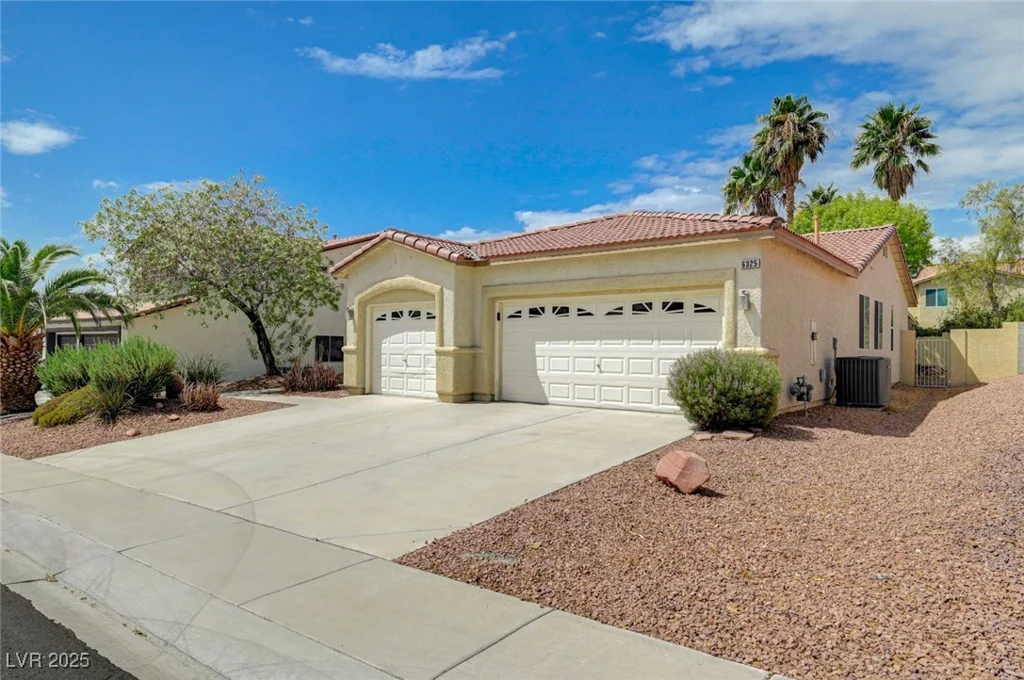 6325 Giant Oak, North Las Vegas, NV 89084