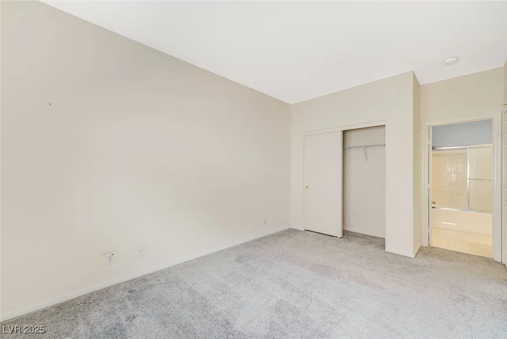 6325 Giant Oak, North Las Vegas, NV 89084
