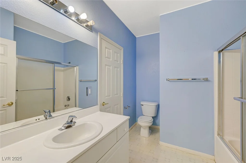 6325 Giant Oak, North Las Vegas, NV 89084