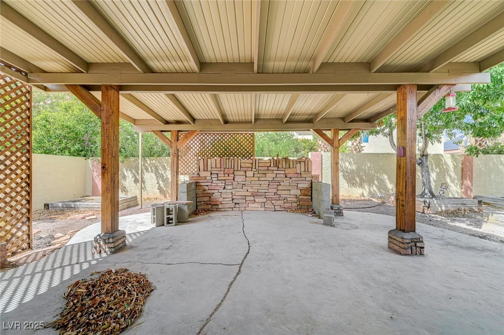6325 Giant Oak, North Las Vegas, NV 89084