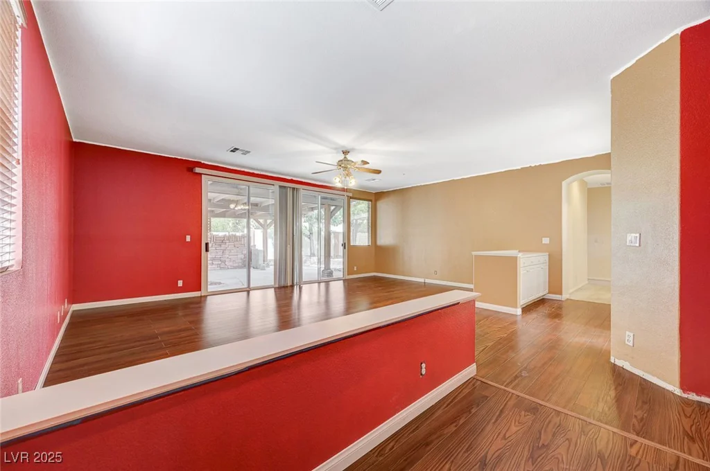 6325 Giant Oak, North Las Vegas, NV 89084