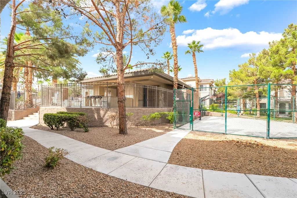 9050 Warm Springs, Las Vegas, NV 89148