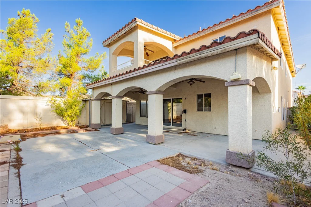 9593 Arrowhead Falls, Las Vegas, NV 89148