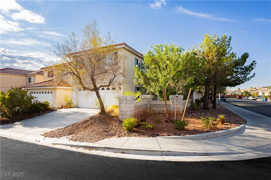 9593 Arrowhead Falls, Las Vegas, NV 89148