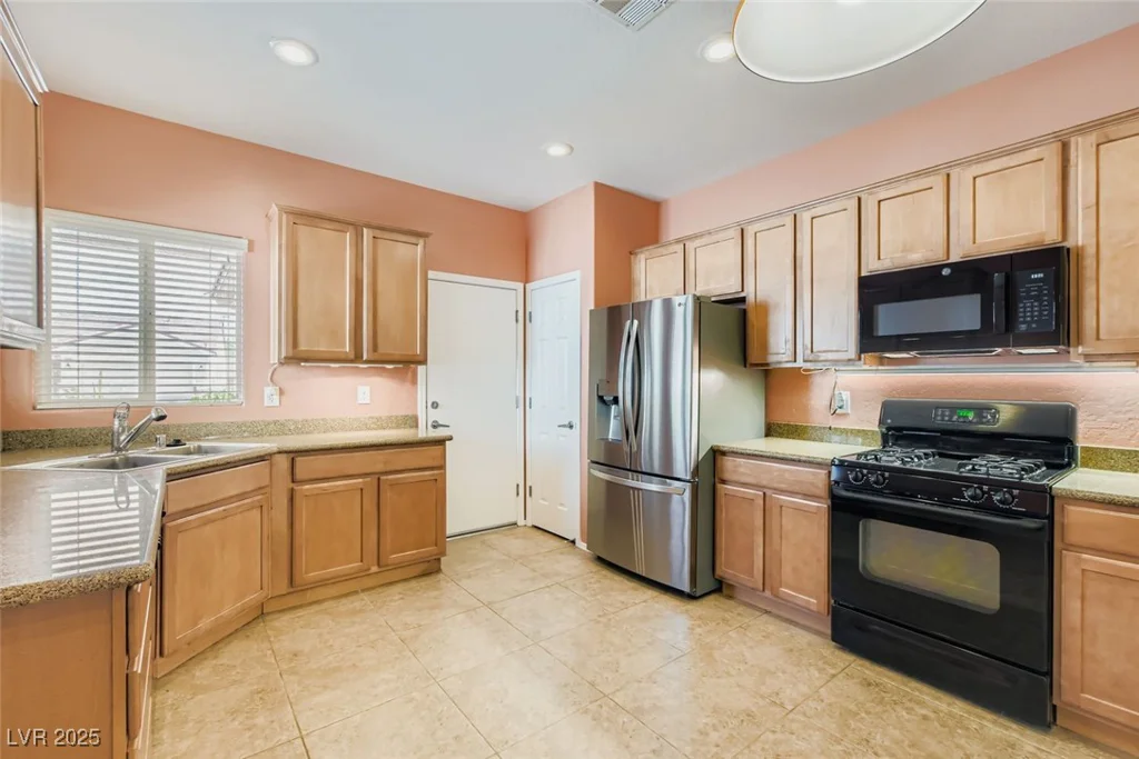 7609 Wingspread, North Las Vegas, NV 89084