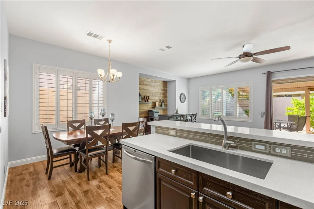 64 Chateau Whistler, Las Vegas, NV 89148