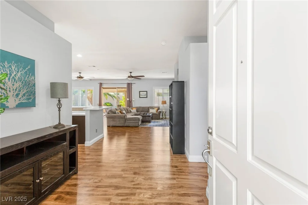 64 Chateau Whistler, Las Vegas, NV 89148