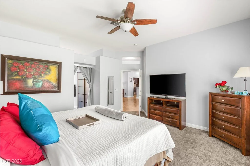 64 Chateau Whistler, Las Vegas, NV 89148