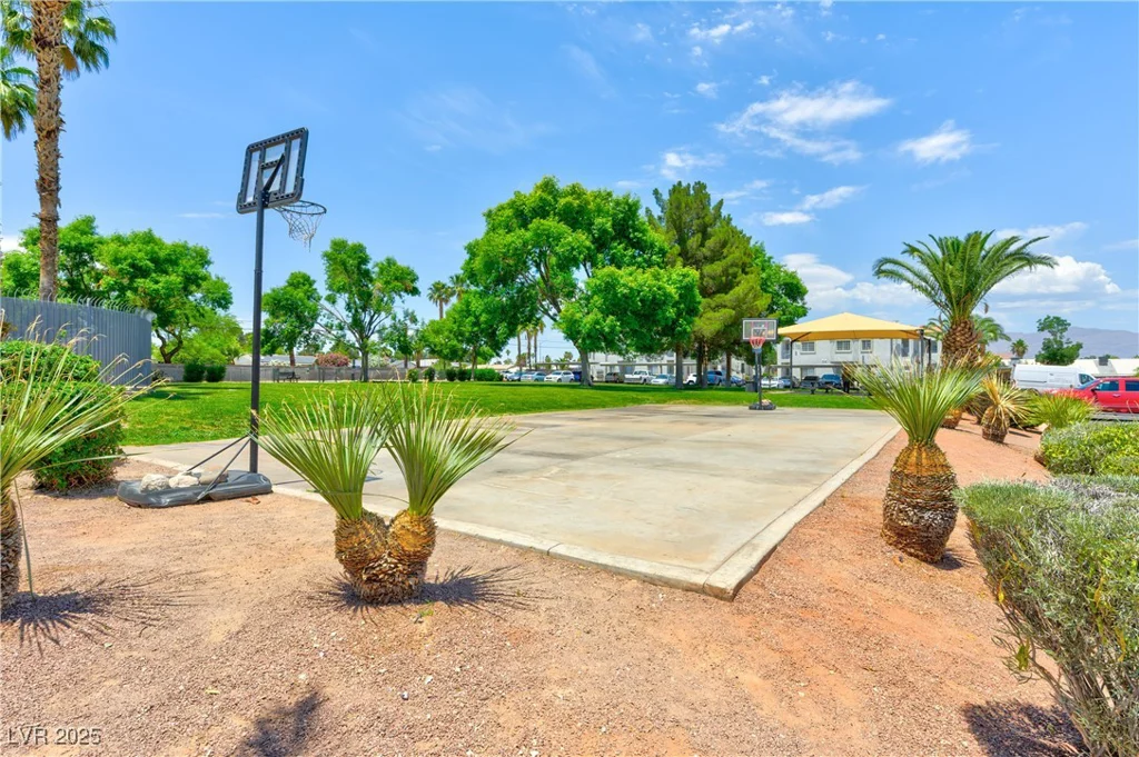 3318 Decatur, Las Vegas, NV 89130
