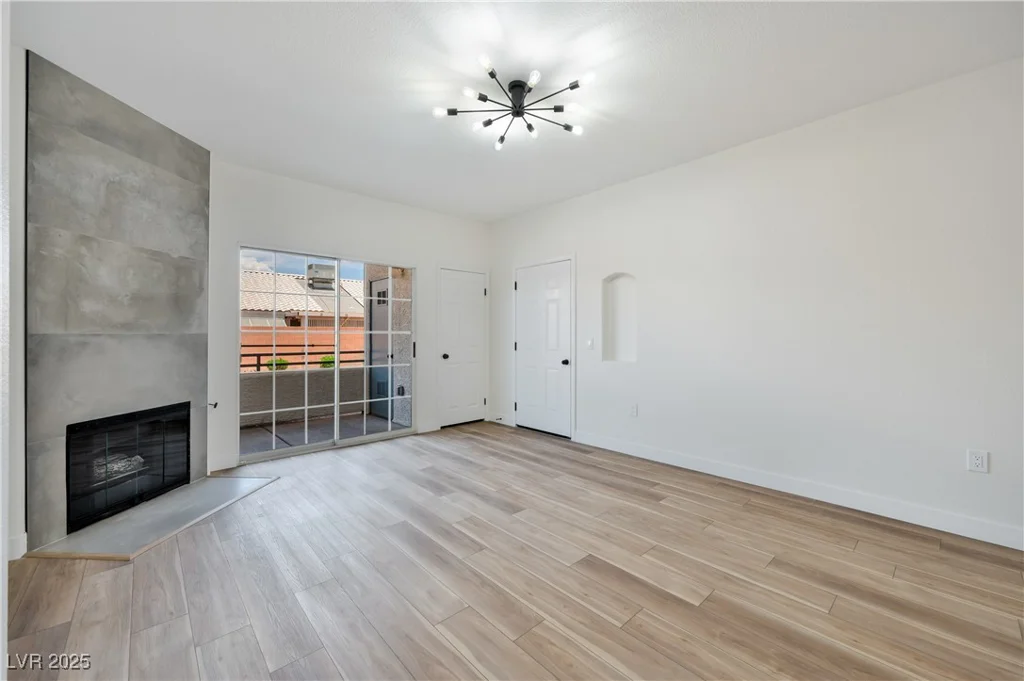 3318 Decatur, Las Vegas, NV 89130