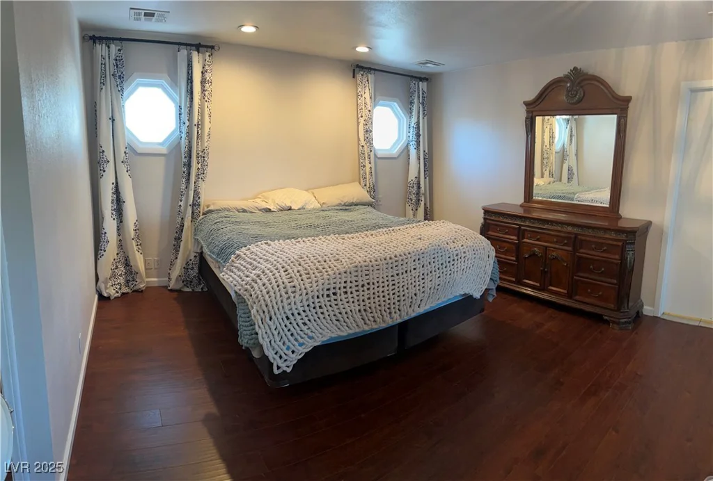 6171 Whispering Sands, Las Vegas, NV 89131