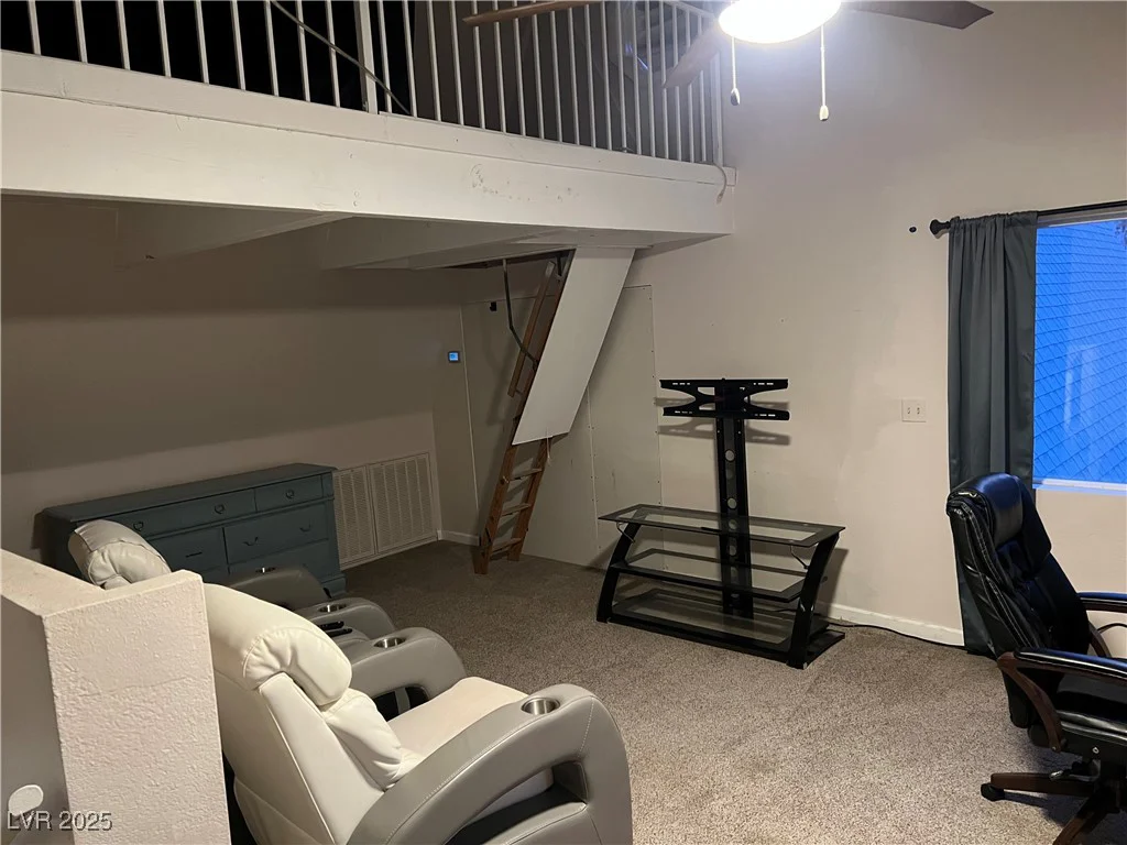 6171 Whispering Sands, Las Vegas, NV 89131