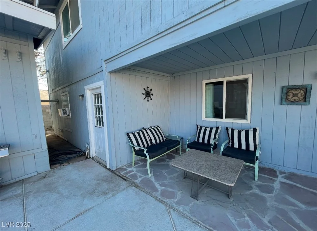 6171 Whispering Sands, Las Vegas, NV 89131