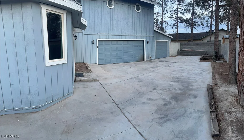 6171 Whispering Sands, Las Vegas, NV 89131