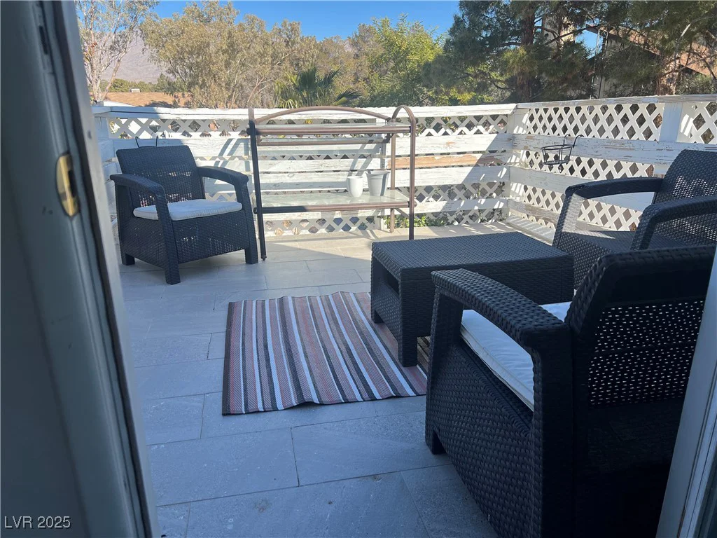 6171 Whispering Sands, Las Vegas, NV 89131