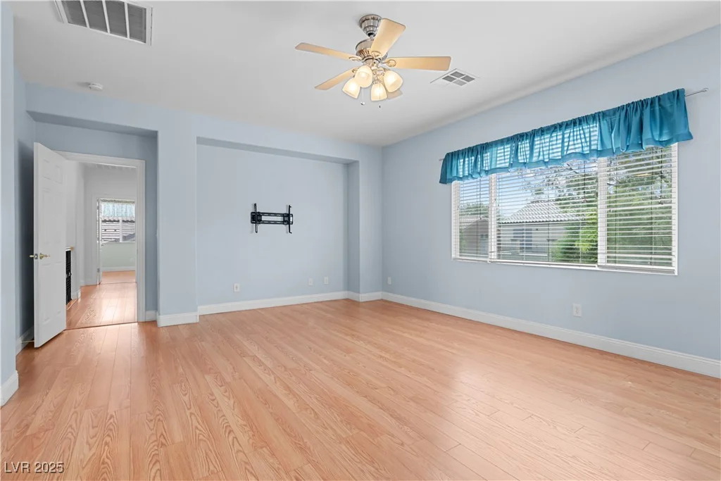 1113 Spottswood, North Las Vegas, NV 89081