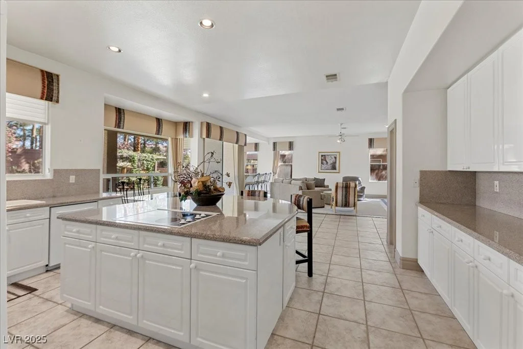 9496 Los Cotos, Las Vegas, NV 89147