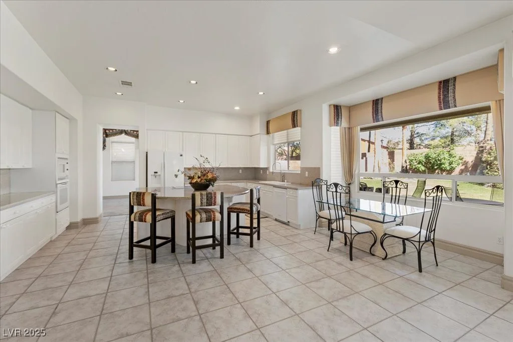 9496 Los Cotos, Las Vegas, NV 89147
