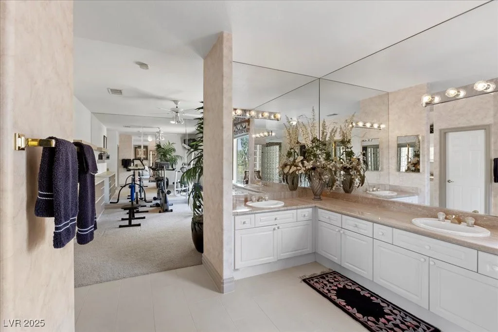 9496 Los Cotos, Las Vegas, NV 89147