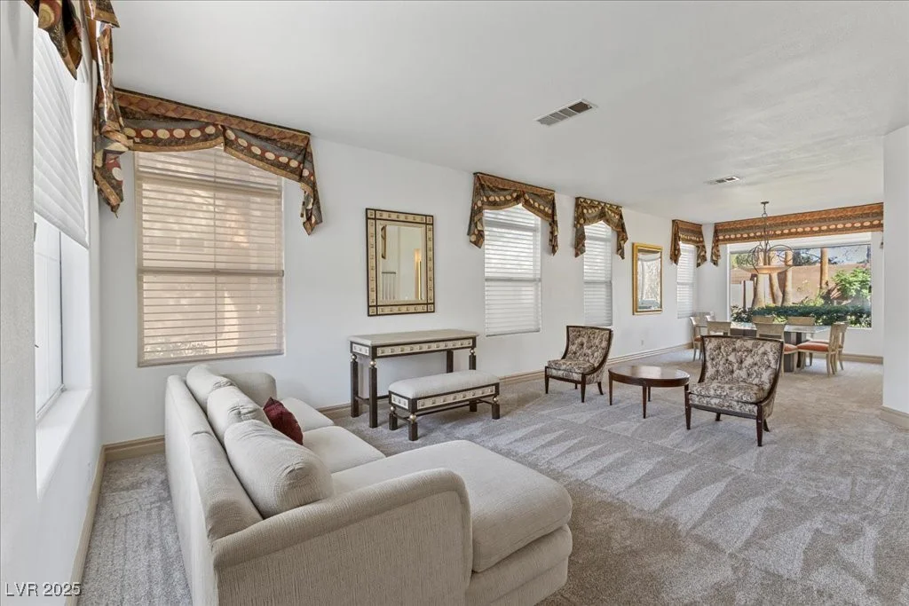 9496 Los Cotos, Las Vegas, NV 89147